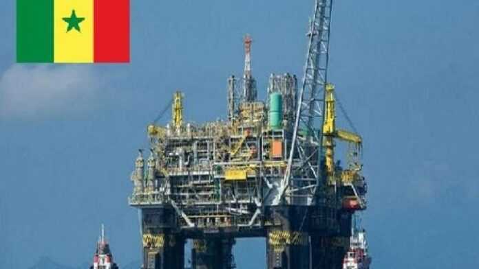 Pétrole-Sénégal-696×392