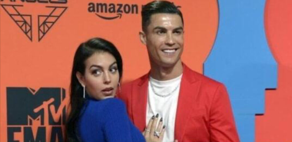 AD418D5B-F22B-47F1-93CF-346E1A08AD9C