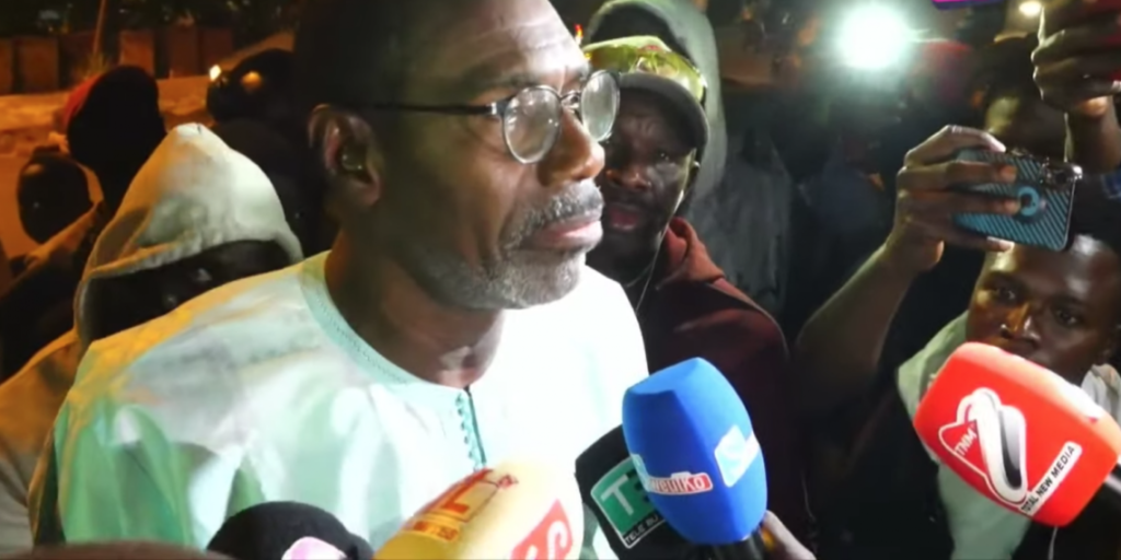 djiby-gueye-ndiaye_4151-1140x570