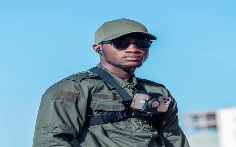 BF3BC1AC-8953-43EF-8FF7-8B47FC6A19BD