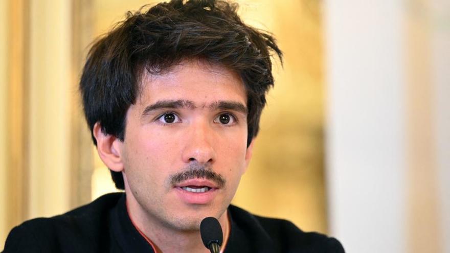 000_32cn48u-taille1200_64d15fa58e1cc_0