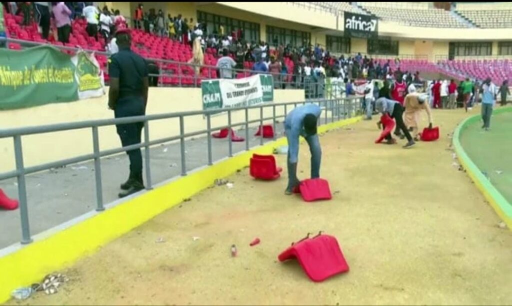 Screenshot_20231104_220911_X