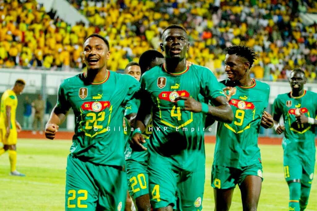 Les-Lions-de-la-Teranga-celebrant-le-but-de-Abdoulaye-Seck