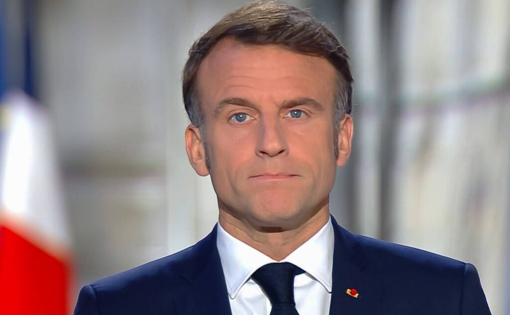 1444x920_new-yeara-s-greetings-from-french-president-emmanuel-macron-on-television-in-paris-on-december-31-2024-01jacqueswitt-macron150-credit-jacques-witt-sipa-2412312021