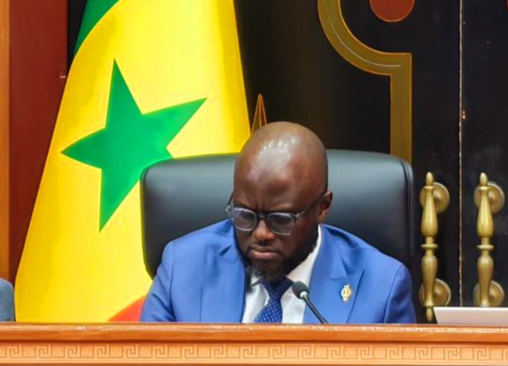 Screenshot_20250211_222520_WhatsApp