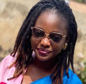 Plateaux télévisés- Cécile