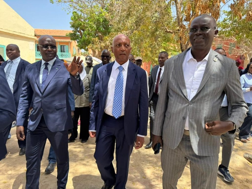Motsepe à Gorée avec Augustin et Abdoulaye Fall