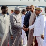 Conseil présidentiel Sénégalo-gambien: Adama Barrow accueilli avec les honneurs à Dakar   